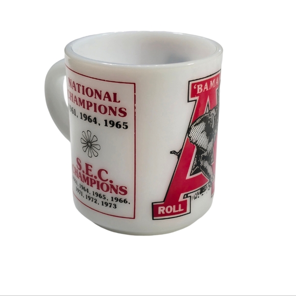 RARE Vintage Alabama Crimson Roll Tide Championship Milk Glass Coffee Mug - Picture 2 of 10